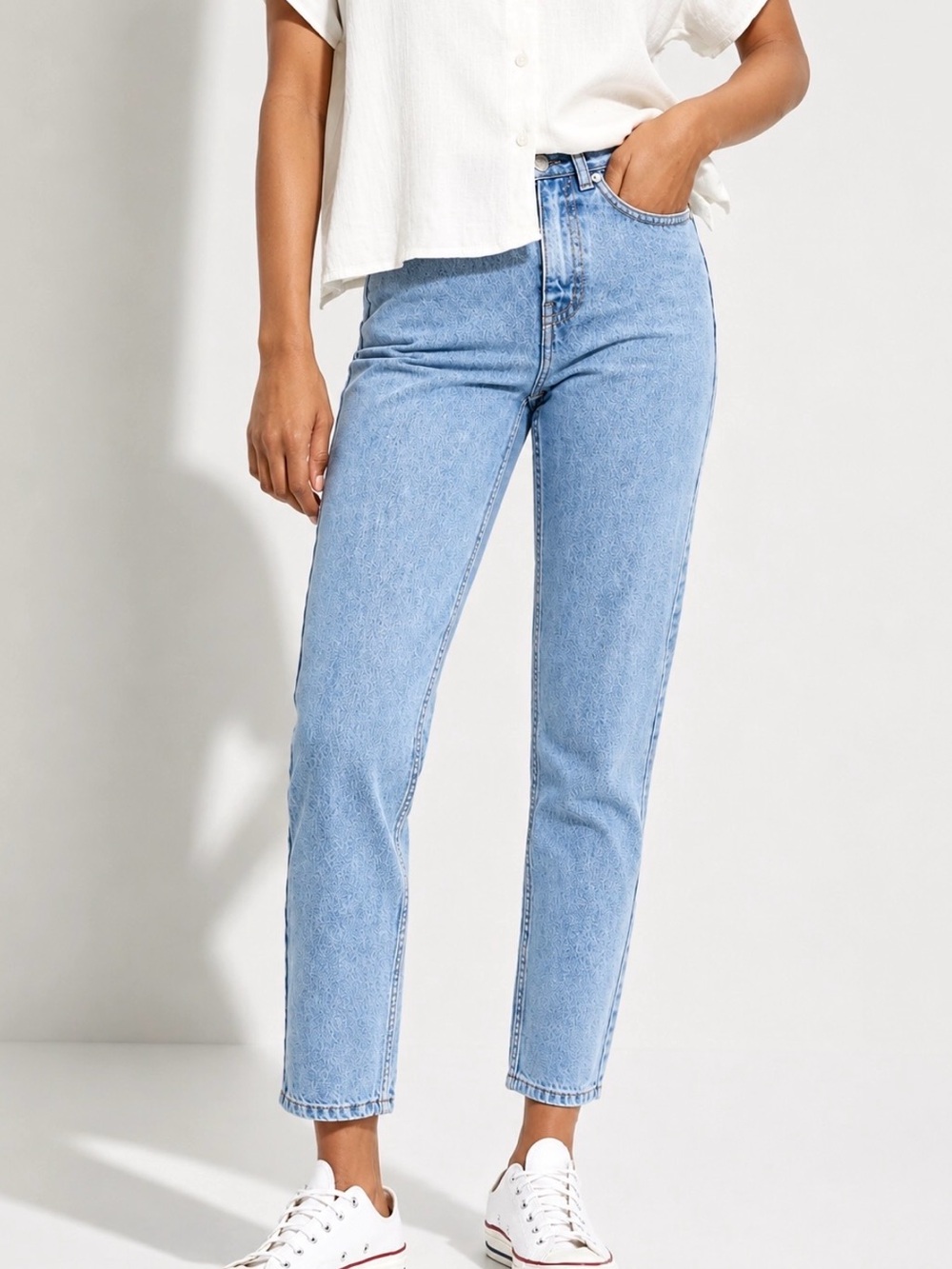 Frank and Oak The Stevie Tapered Light Wash Jeans Size 26